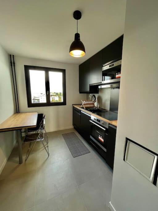 Magnifique Appartement Neuilly Sur Marne Entre Paris Et Disneyland ภายนอก รูปภาพ