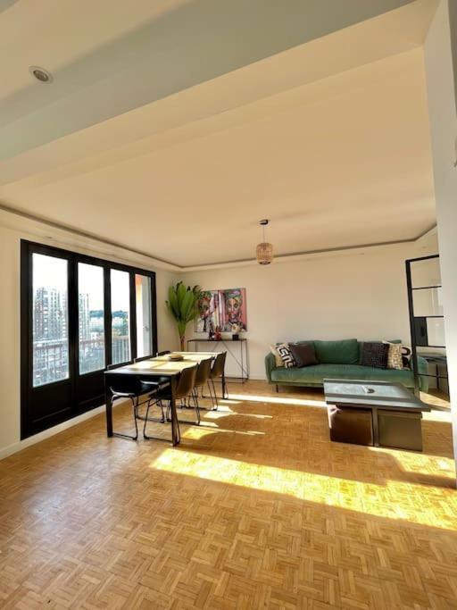 Magnifique Appartement Neuilly Sur Marne Entre Paris Et Disneyland ภายนอก รูปภาพ