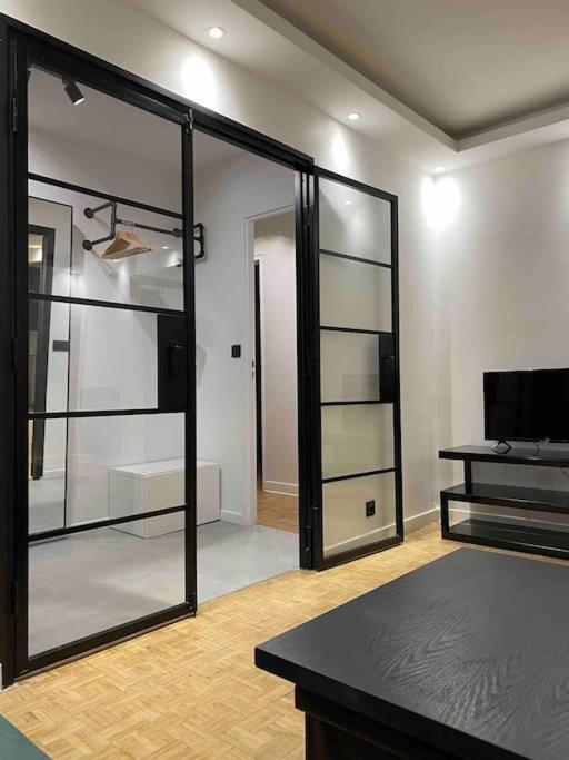 Magnifique Appartement Neuilly Sur Marne Entre Paris Et Disneyland ภายนอก รูปภาพ